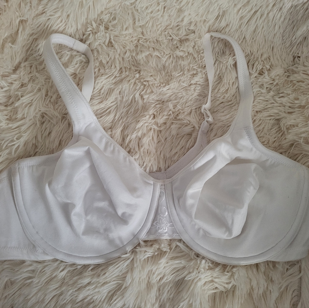 Exquisite Form Bra 42C